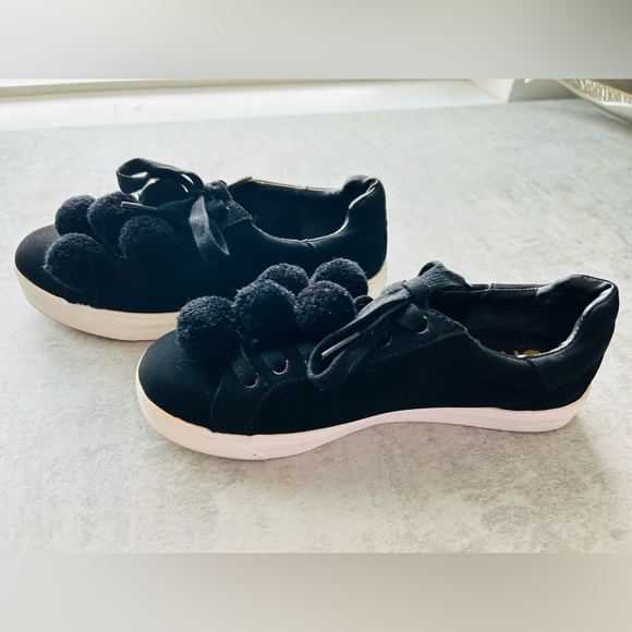 Circus by Sam Edelman PomPom Sneakers - Picture 4 of 7